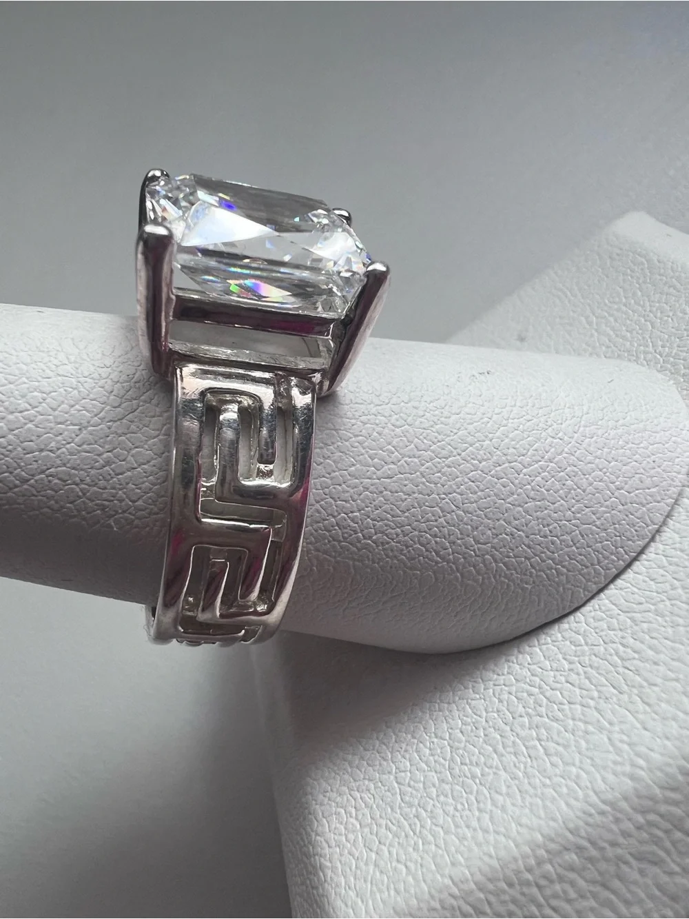 Vintage Diamonique DQ CZ 925 Sterling Silver Greek Key Ring Size 9